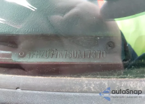 2005 Ford Explorer Sport Trac Adrenalin/Xls/Xlt z USA, uszkodzony, nr VIN 1FMZU77K75UA17370